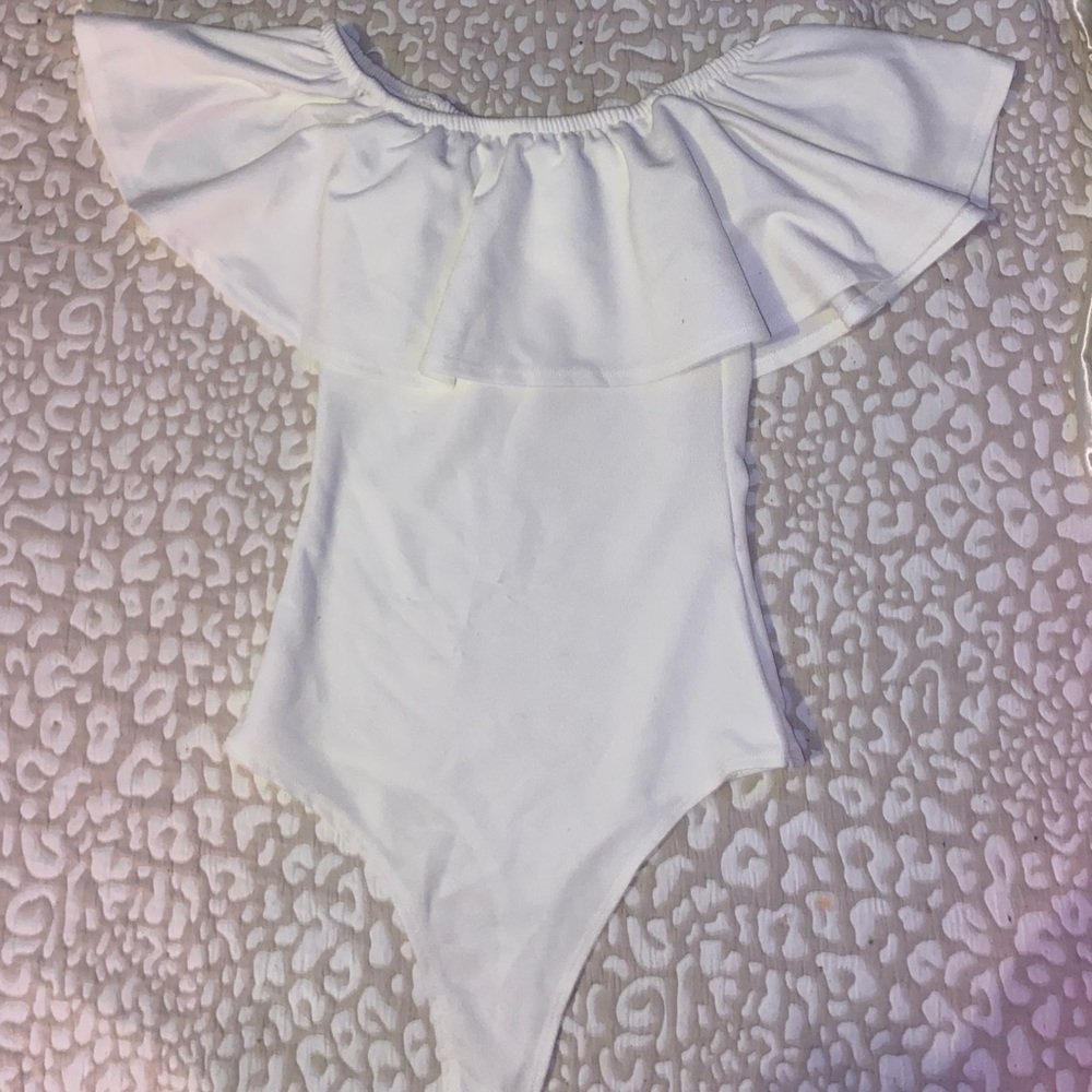 White flowy off the shoulder lace material Bodysuit